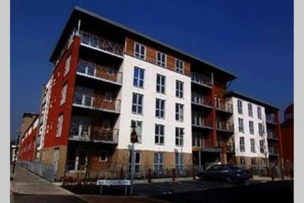 1 Bedroom Stylish Apartment In Zone 2 Close To Center - Whole Apartment London United Kingdom
